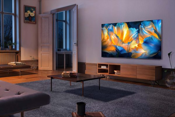 TCL Q6C: tecnologia e design per un TV completo e accessibile