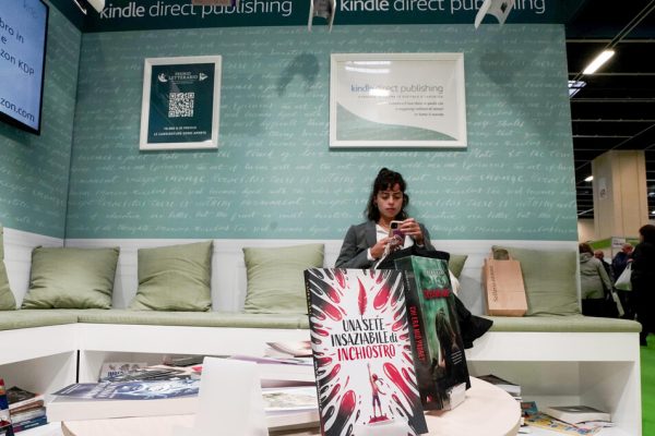 Amazon, arriva l’IA che traduce gratis gli ebook autoprodotti – Notizie