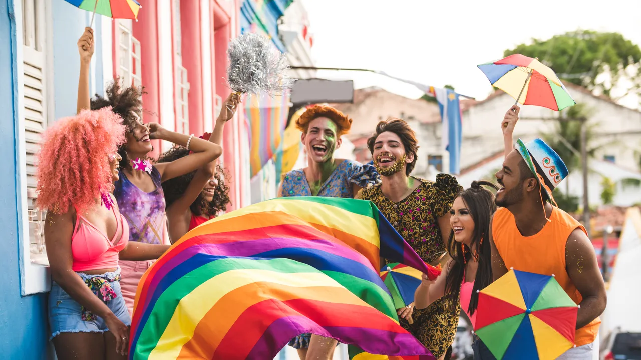 L’altra lotta nell’era della crisi climatica è quella per i diritti lgbtqia+, spesso invisibili ancor prima che negati