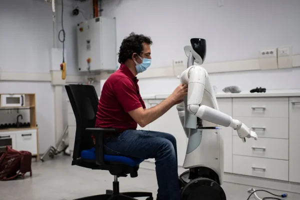 Con questa finanziaria l’Istituto italiano di tecnologia rischia di perdere fino a 200 ricercatori, non ce lo possiamo permettere