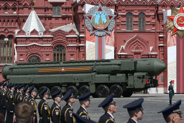 Ora anche Vladimir Putin dice di voler riprendere i test nucleari russi dopo la sparata di Trump