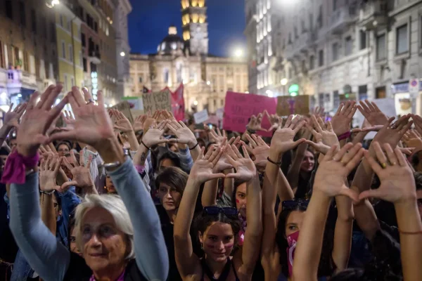 Le iniziative promosse in Italia per la Giornata internazionale per l’eliminazione della violenza contro le donne