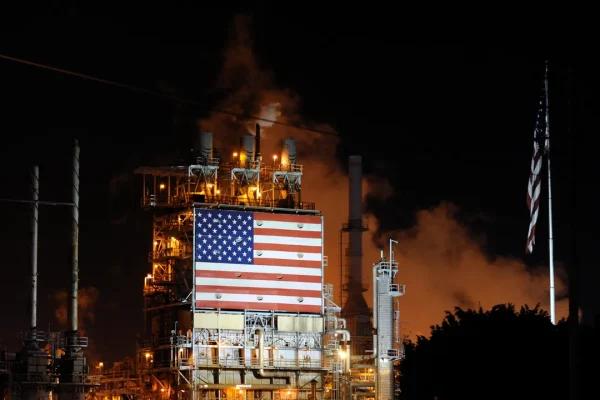 Cop30, alle compagnie petrolifere presenti non serve più far finta di credere nella transizione, mentre la stampa americana diserta