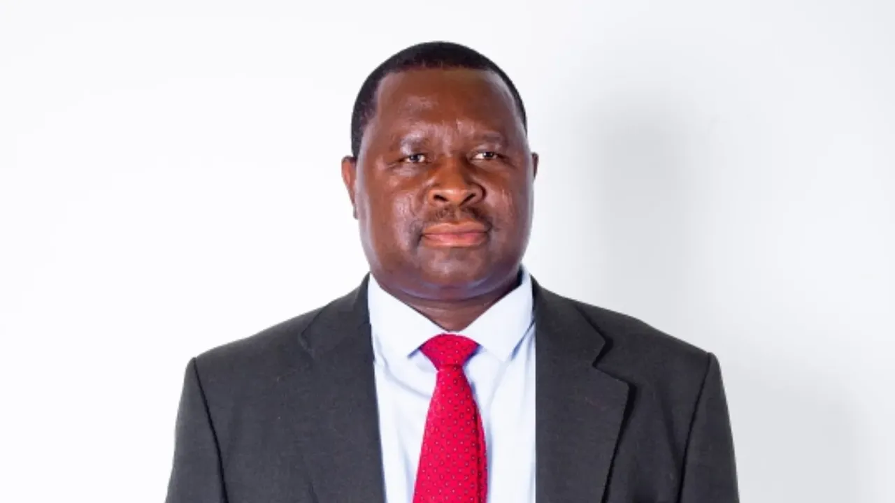 Chi è Adolf Hitler Uunona, che da anni vince le regionali in Namibia e ogni volta è la stessa storia