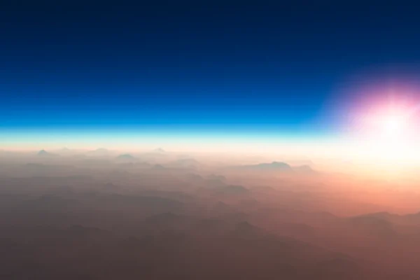 Buone notizie per il buco nell’ozono, continua a restringersi e ora è tra i più piccoli degli ultimi 30 anni