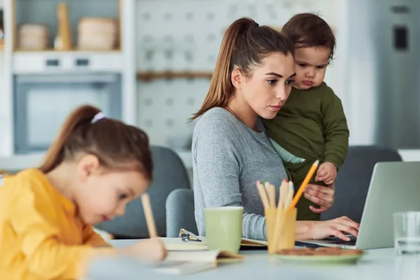 Bonus mamme 2025 per le lavoratrici, come accedere, requisiti e quando sarà pagato