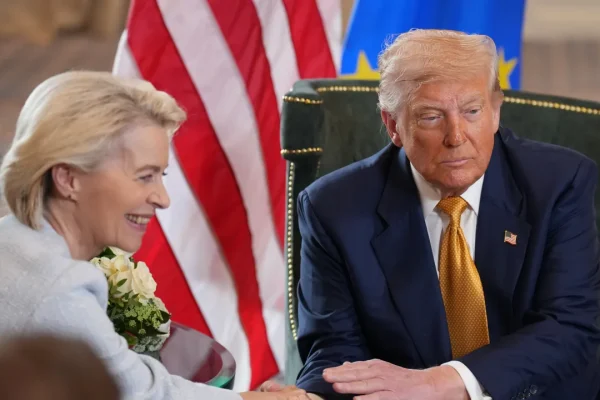 Dall’AI Act in giù, su tutte le leggi sul digitale l’Europa si piega al volere degli Stati Uniti.