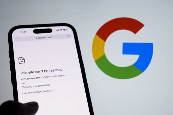 La battaglia tra editori e Google entra nel vivo, Bruxelles apre un’inchiesta per i danni subiti col cambio di algoritmo