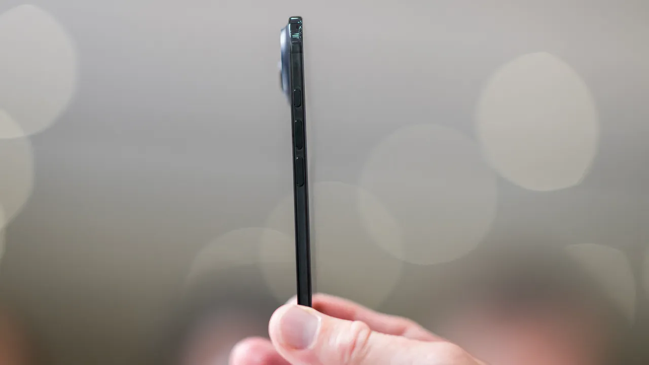 Smartphone ultrasottili addio dopo le vendite sottotono di iPhone Air?