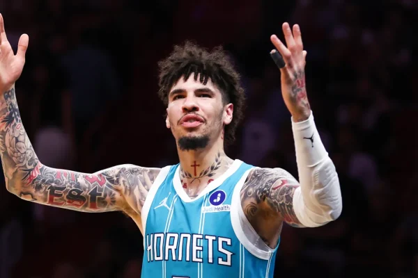 Parole dell’anno 2025: da parasocial a 6‑7 e vibe coding, ecco cosa significano