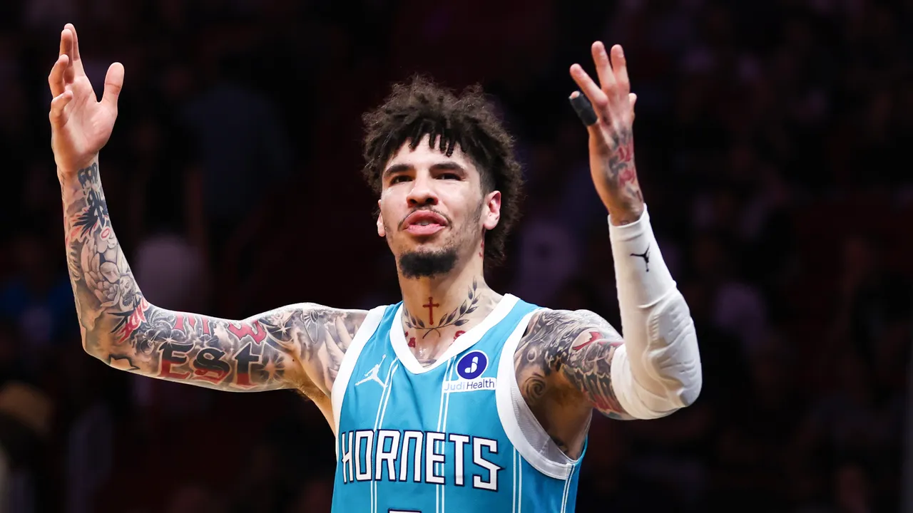 Parole dell’anno 2025: da parasocial a 6‑7 e vibe coding, ecco cosa significano