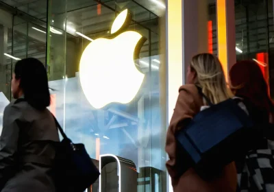 L’iPhone pieghevole si chiamerà Ultra e uscirà nel 2026