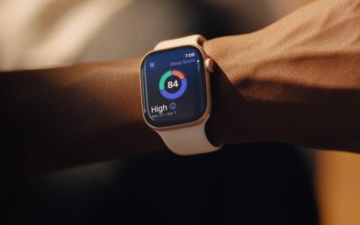 Apple Watch Series 11 GPS + Cellular crolla su Amazon: il modello Jet Black da 579€ ora a 444,99€