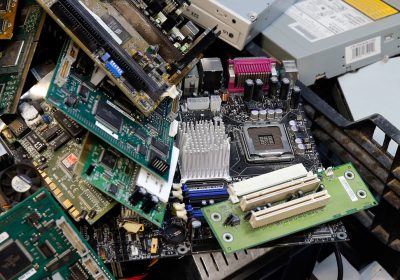 Cresce il divario tra dispositivi elettronici acquistati e rifiuti raccolti: l'Italia sotto la media UE