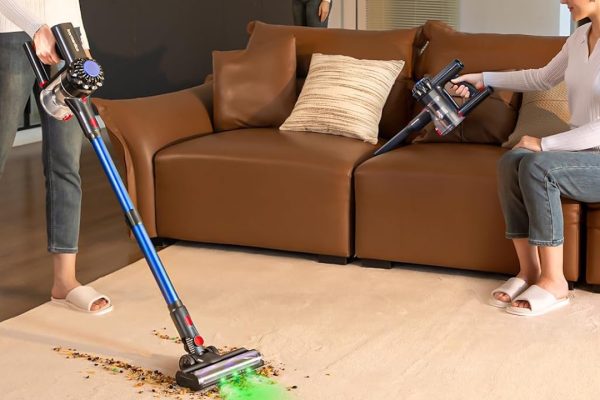 Crolla a 89€ una scopa elettrica low cost da 580W, 55KPa e 70 minuti di autonomia: non è un modello base e le rivali costano ben di più