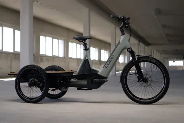 Cube presenta Trike Flatbed Hybrid 750, il pick-up delle e-bike cargo