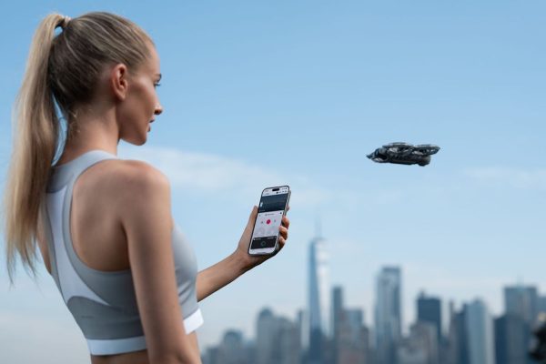DJI Neo 2: il nuovo mini drone da 151 grammi che decolla dal palmo della mano e segue ogni movimento