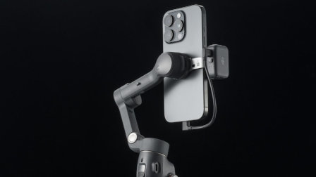 DJI Osmo Mobile 8: lo stabilizzatore per smartphone con tracking multiplo e asta telescopica