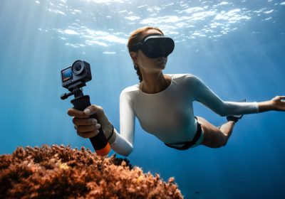 DJI lancia Osmo Action 6: la prima action cam del produttore con apertura variabile