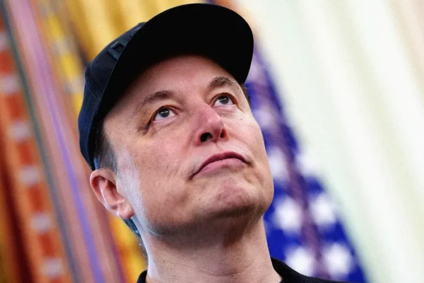 Elon Musk e il mega-stipendio a Tesla, perché gli azionisti hanno accettato di dargli mille miliardi