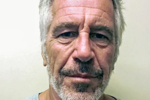 Jeffrey Epstein e Donald Trump, quando il finanziere cercava di far da mediatore tra il presidente USA e Bill Gates