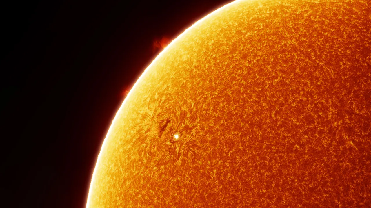 Una forte tempesta geomagnetica è in arrivo sulla Terra, ecco cosa vuol dire e cosa potrebbe succedere