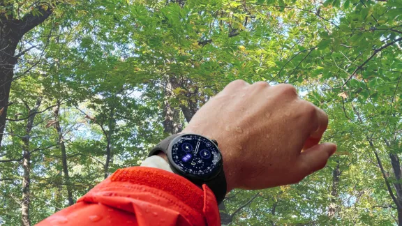 Google Pixel Watch 4, migliorato nei punti critici e con un hardware al top