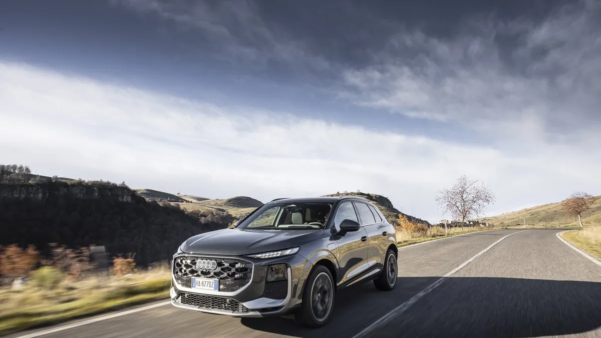 Audi Q3 e-hybrid, 119 chilometri in solo elettrico con ricarica rapida