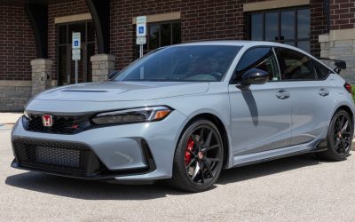 Honda richiama oltre 400mila Civic: c'è il rischio che una ruota si stacchi durante la guida