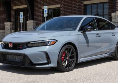 Honda richiama oltre 400mila Civic: c'è il rischio che una ruota si stacchi durante la guida