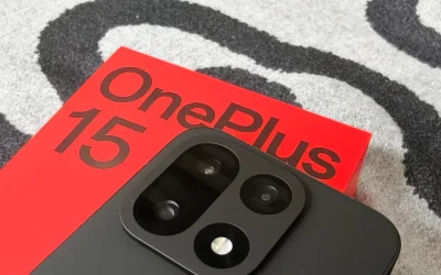 Recensione OnePlus 15, ricco e potente ma con un problema di personalità