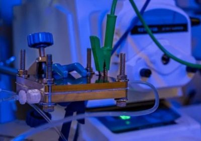 Il reattore che ricarica le batterie scartate e produce nuovo litio: la rivoluzione di Rice University