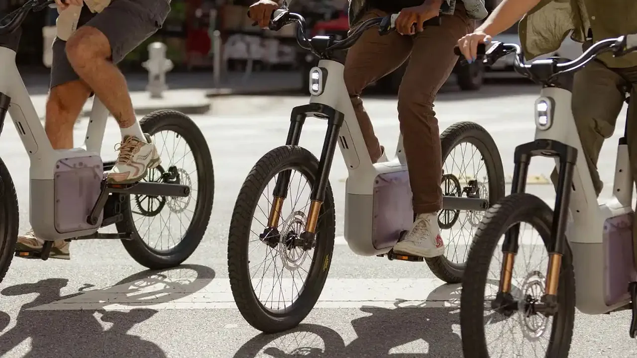 L'e-bike Also TM-B di Rivian ha una trazione mai vista, ma nasconde diverse insidie