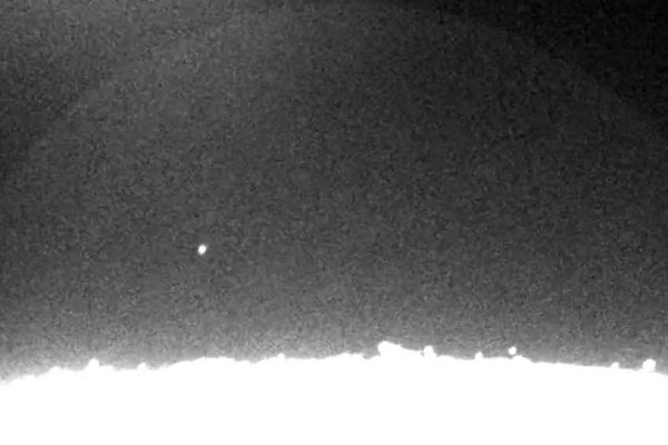 La Luna è stata colpita da un piccolo meteorite: il bagliore è stato ripreso in un video