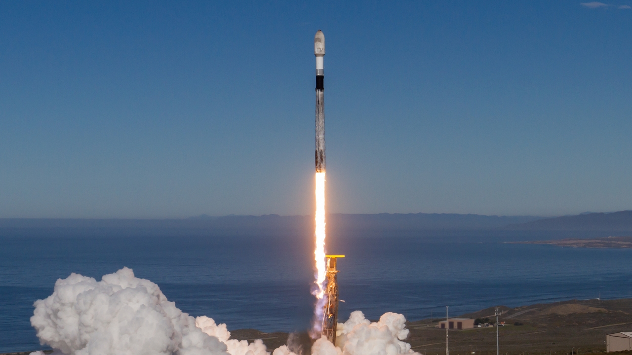 SpaceX si aggiudica un contratto da 739 milioni di dollari dalla Space Force per 9 lanci spaziali
