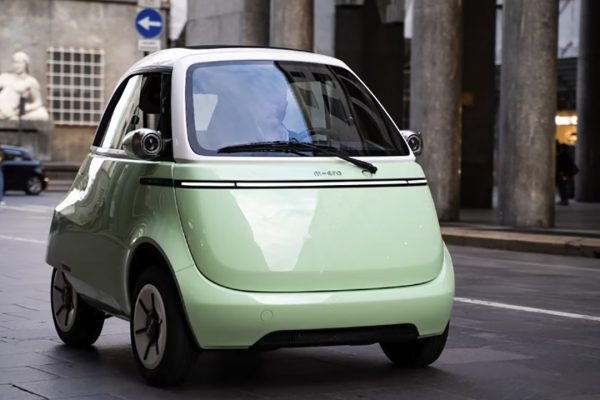 Microlino, simbolo italiano della mobilità elettrica, potrebbe spostare la produzione in Cina