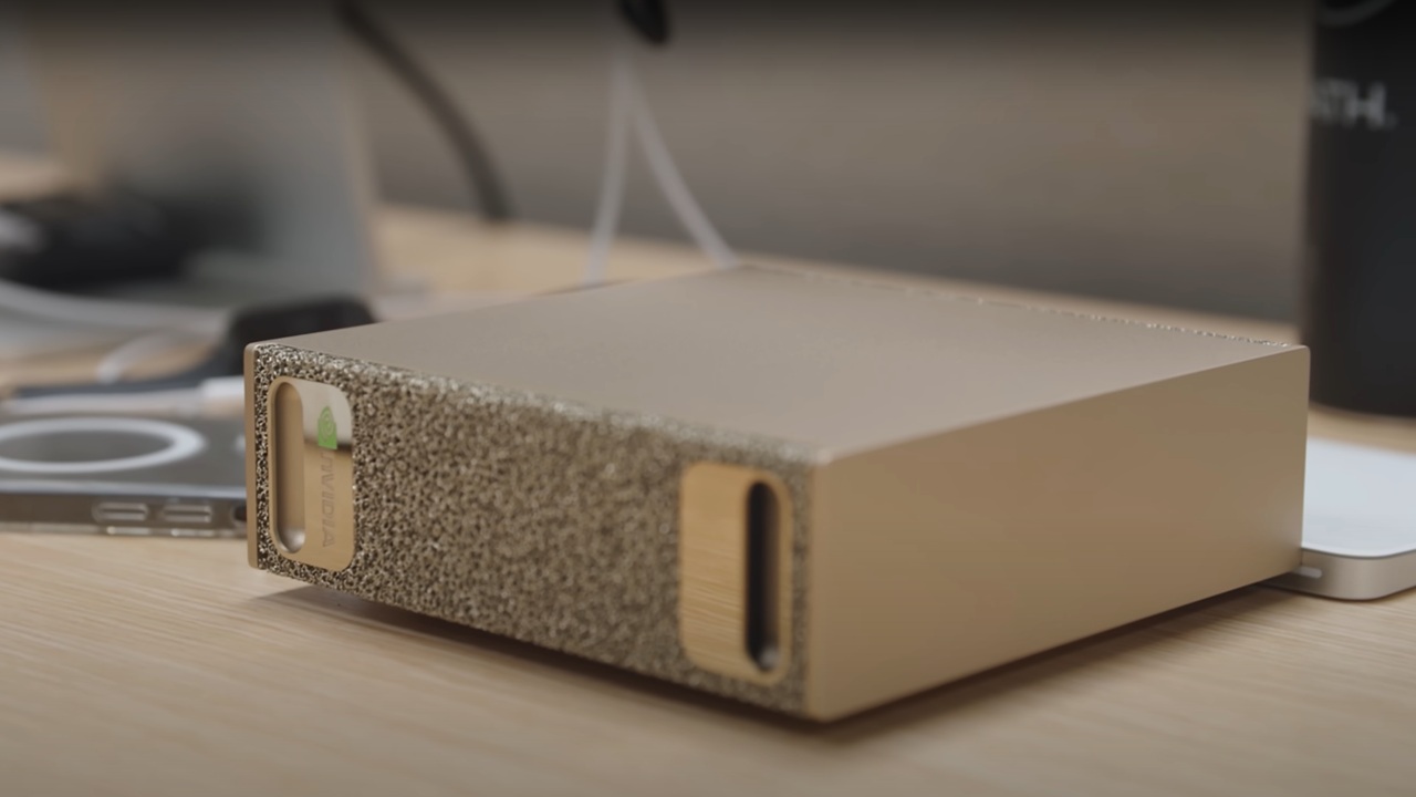 DGX Spark a 175 fps con ray tracing su Cyberpunk 2077: NVIDIA mostra i muscoli