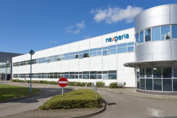 Nexperia, altro che caso chiuso: il caos regna sovrano e l'automotive europeo potrebbe pagarne il prezzo