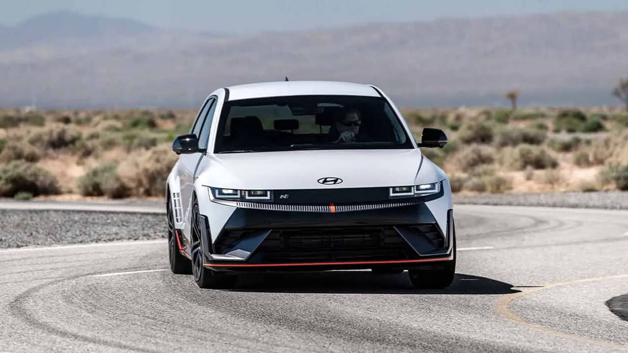 Per il responsabile delle Porsche 911 e 718, guidare la Hyundai IONIQ 5 N è stato 'illuminante'