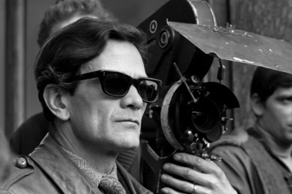 Pier Paolo Pasolini, a cinquant’anni dalla morte i film fondamentali per celebrarne il genio scomodo e visionario