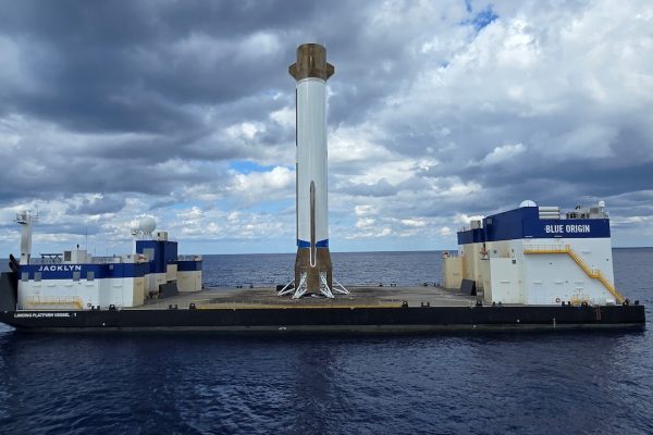 Rilasciati nuovi video e immagini della seconda missione del razzo spaziale Blue Origin New Glenn