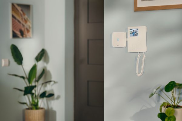 Il citofono si evolve: ecco le novità di Ring Intercom che blindano la tua privacy