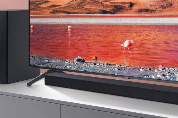 Soundbar Samsung da 150W con subwoofer incluso: bassi potenti e suono surround a meno di 80€ su Amazon