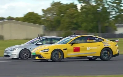 Stop alle super-accelerazioni delle auto elettriche? La Cina propone nuove norme e pensa alla sicurezza