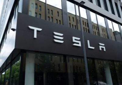 Tesla perde talenti chiave: Sunday Robotics attira gli ingegneri per il suo nuovo progetto, un robot domestico