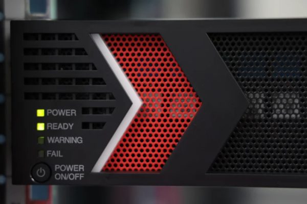 VSP One Block High End: la soluzione per il cloud ibrido di Hitachi Vantara per i carichi di lavoro mission critical