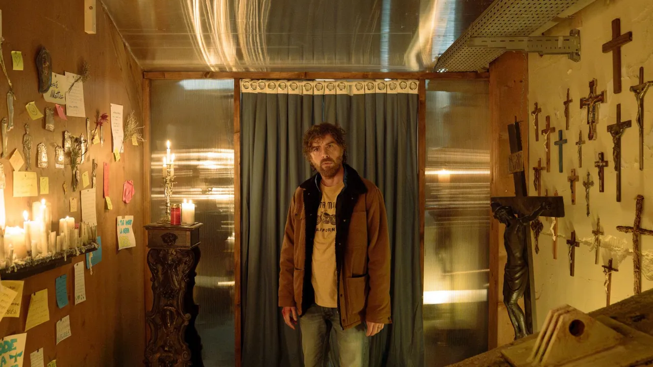 Cinema italiano, la ‘nuova’ generazione che potrebbe salvarlo tra genere e postmoderno