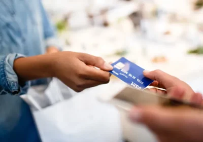 Carte di credito e truffe, così l’intelligenza artificiale scopre le nuove frodi online