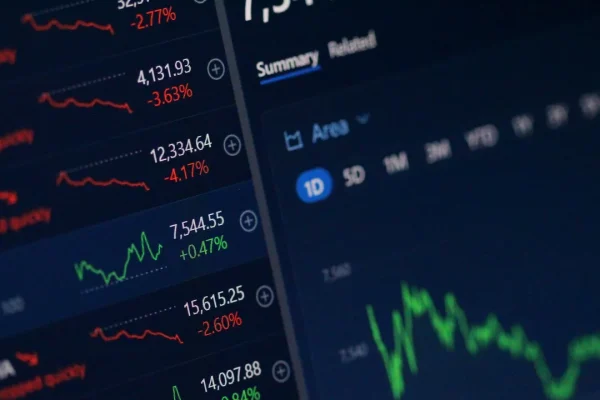 Schemi pump&dump, la Consob ci spiega cosa sono e perché è meglio tenersene alla larga