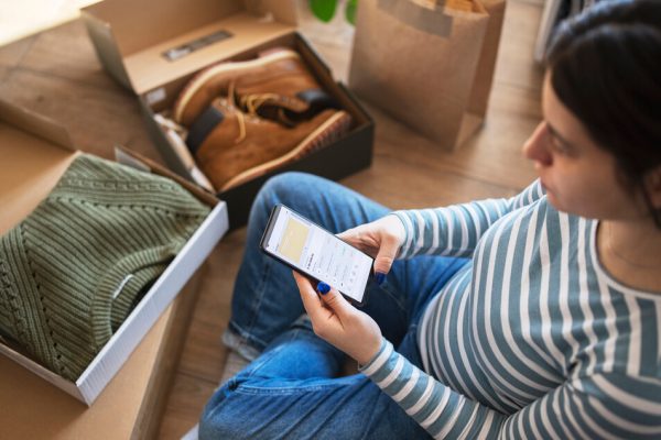 Il 47% delle donne italiane vittima di violenza digitale – Future Tech